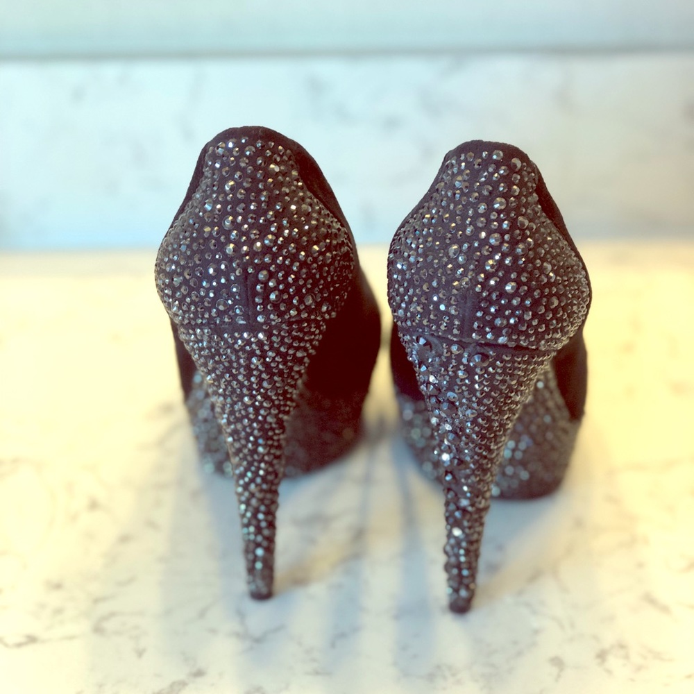 Enzo platform suede pumps
